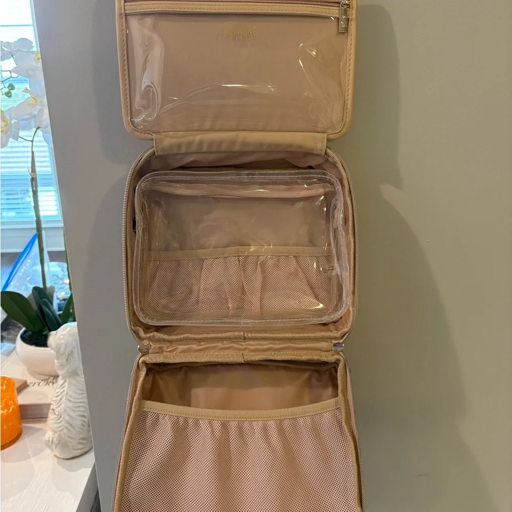 BEIS Hanging Cosmetic Organizer